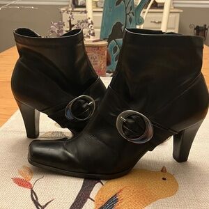 Franco Sarto Elegant Black Heeled Boots with Buckle